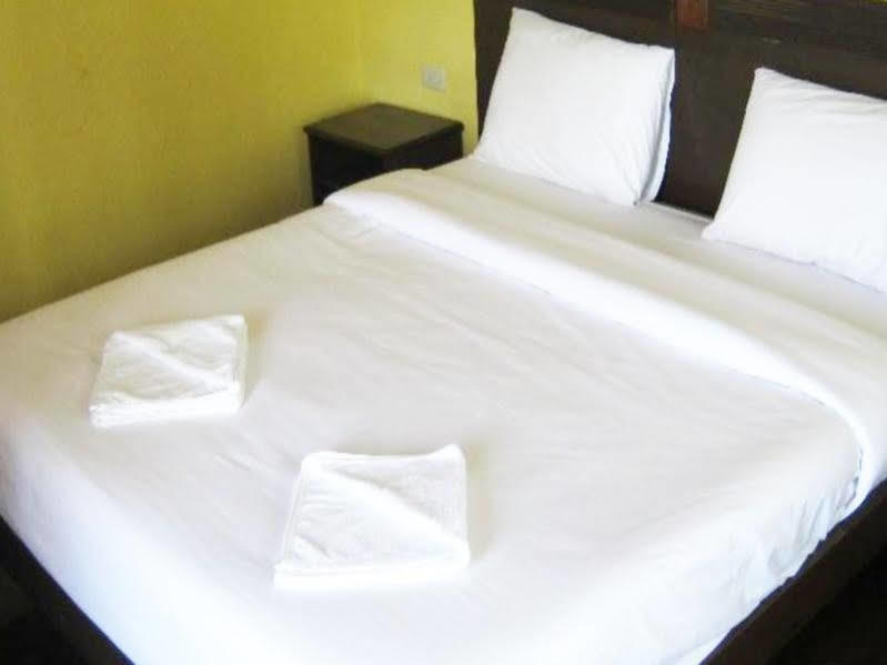 Baan Talay Hotel Pattaja Kültér fotó