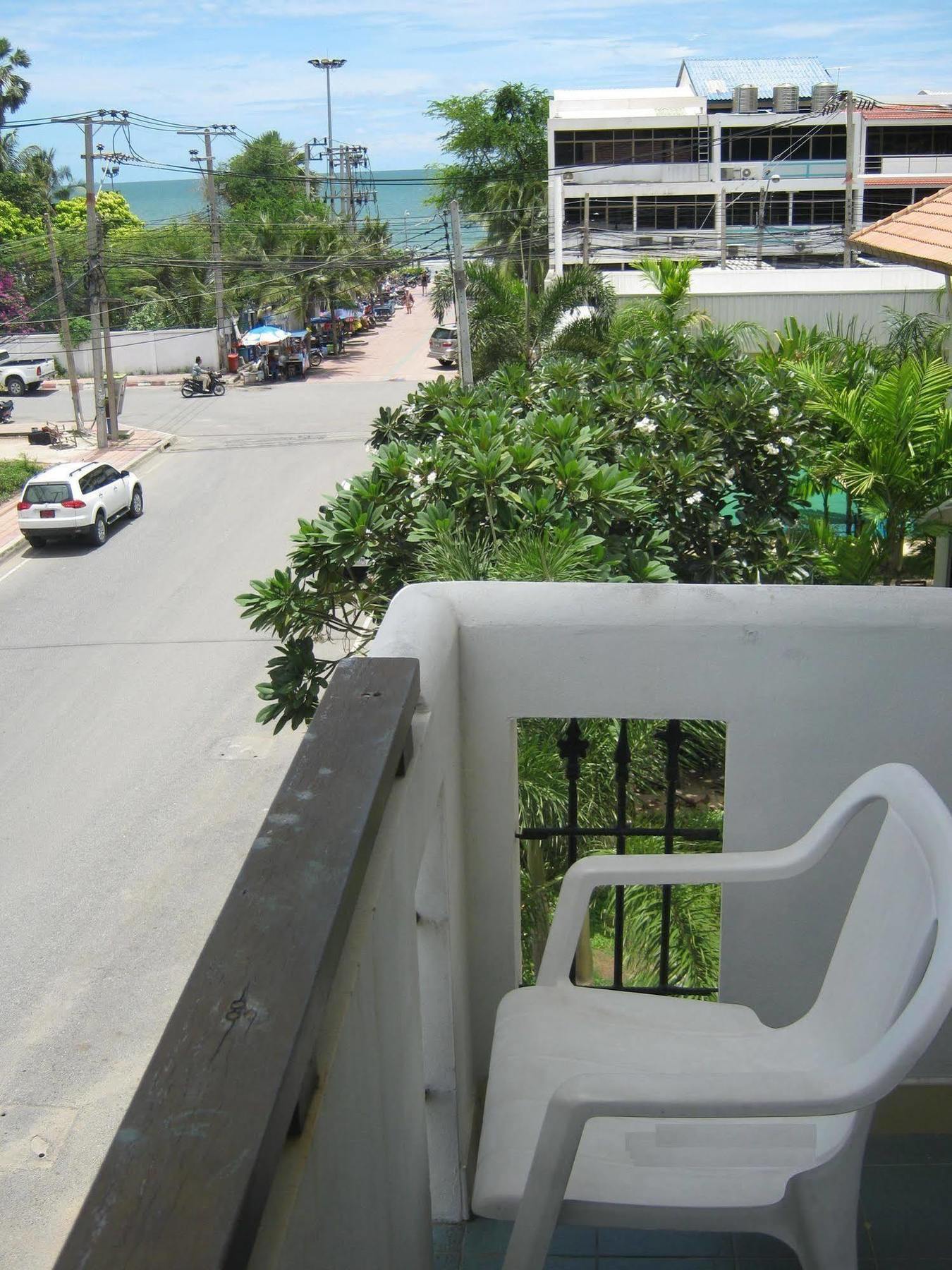 Baan Talay Hotel Pattaja Kültér fotó
